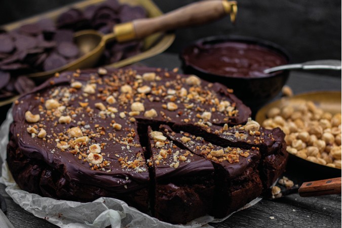 Chocolate Hazelnut Praline Torte